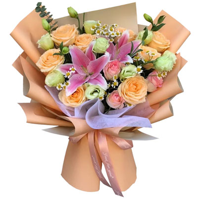 汕头11朵玫瑰桔梗百合，陪你每个季节
